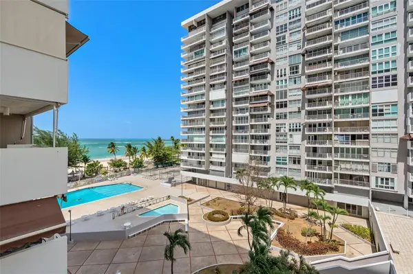 5859 AVE. ISLA VERDE CAROLINA, Carolina, PR 00979