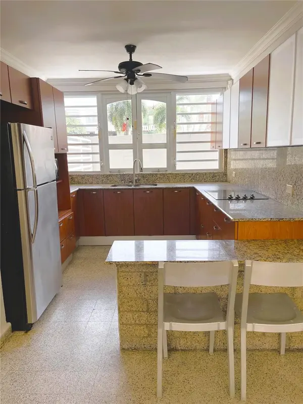 108 Del Parque 108 DEL PARQUE APT #1 #11, San Juan, PR 00911