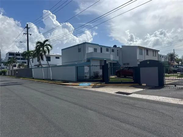 1 CALLE CURAÇAO B34, Guaynabo, PR 00969