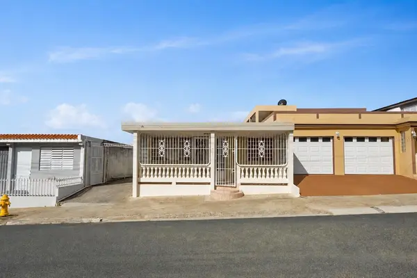 6 NO C49 VALLES DE MANATI, Manati, PR 00674