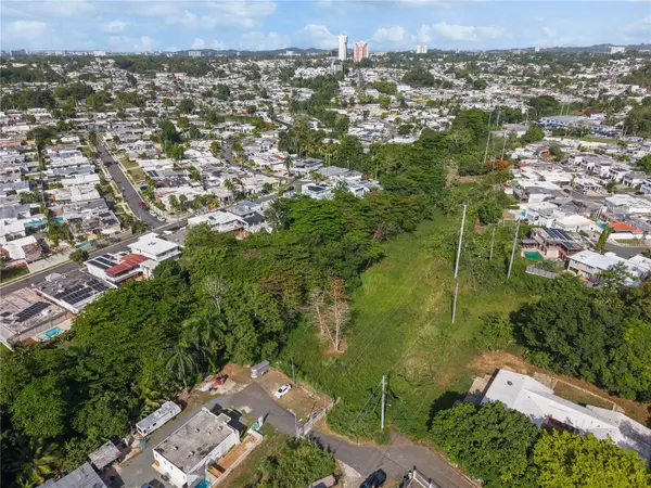 km 1.3 ALEJANDRINO AVE, Guaynabo, PR 00969