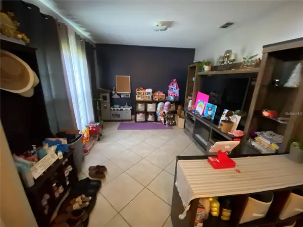 1953 THE OAKS BLVD, Kissimmee, FL 34746