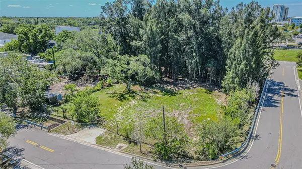 4904 W PAUL AVE, Tampa, FL 33611