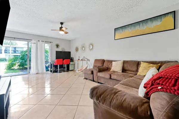 4309 N SEMORAN BLVD #2, Orlando, FL 32822