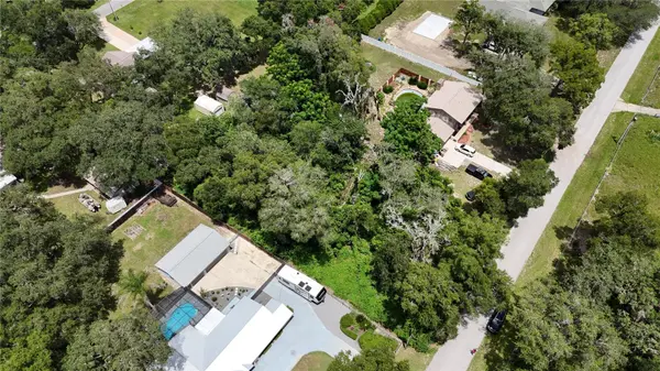 CLARK RD, Fruitland Park, FL 34731