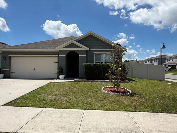 6524 CORAL BERRY DR, Mount Dora, FL 32757