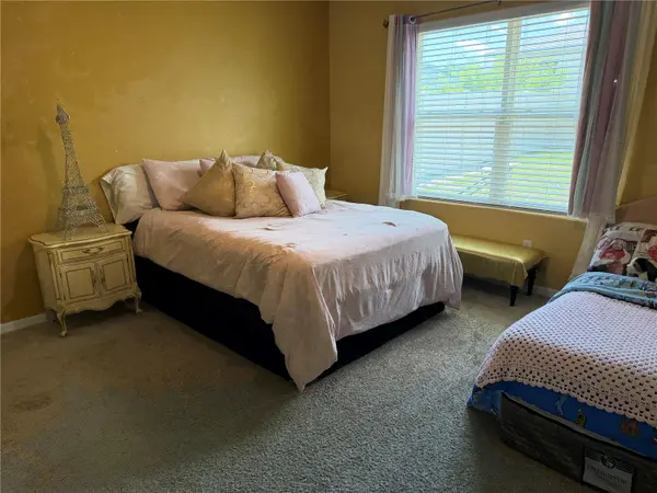 6524 CORAL BERRY DR, Mount Dora, FL 32757