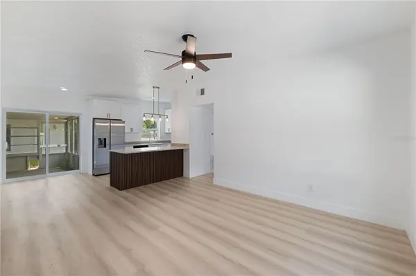 3503 S CRYSTAL LAKE DR, Orlando, FL 32806