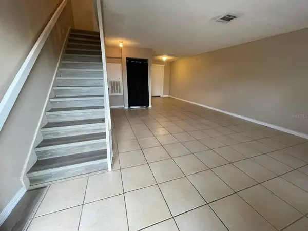 1300 ARLINGTON LN NE #114, Palm Bay, FL 32905