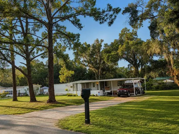 3323 J AND J MANOR RD, Lakeland, FL 33810