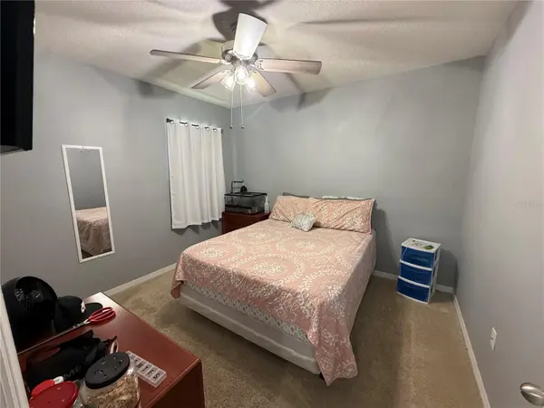 635 AUTUMN STREAM DR, Auburndale, FL 33823