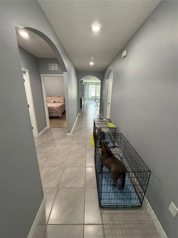 635 AUTUMN STREAM DR, Auburndale, FL 33823