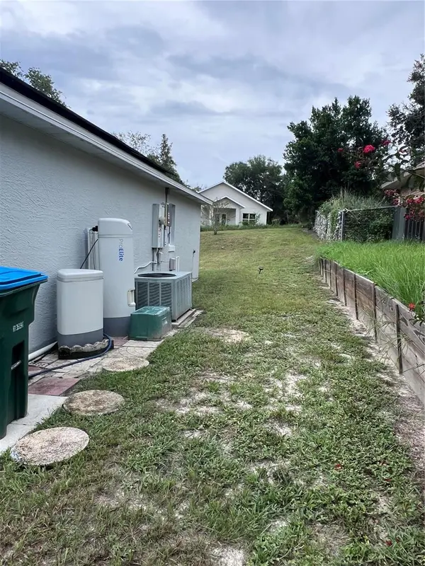 Address not disclosed, Deltona, FL 32725