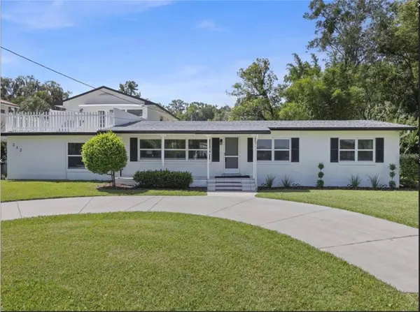 212 W 1ST AVE, Windermere, FL 34786