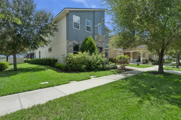 1633 NASSAU POINT TRL, Kissimmee, FL 34747