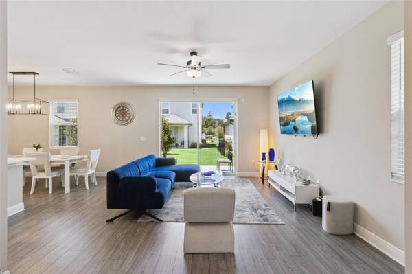 7745 SOMERSWORTH DR, Kissimmee, FL 34747
