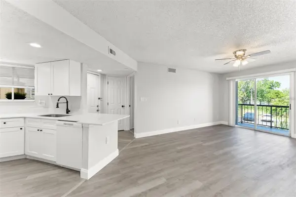1932 LAKE ATRIUMS CIR #69, Orlando, FL 32839