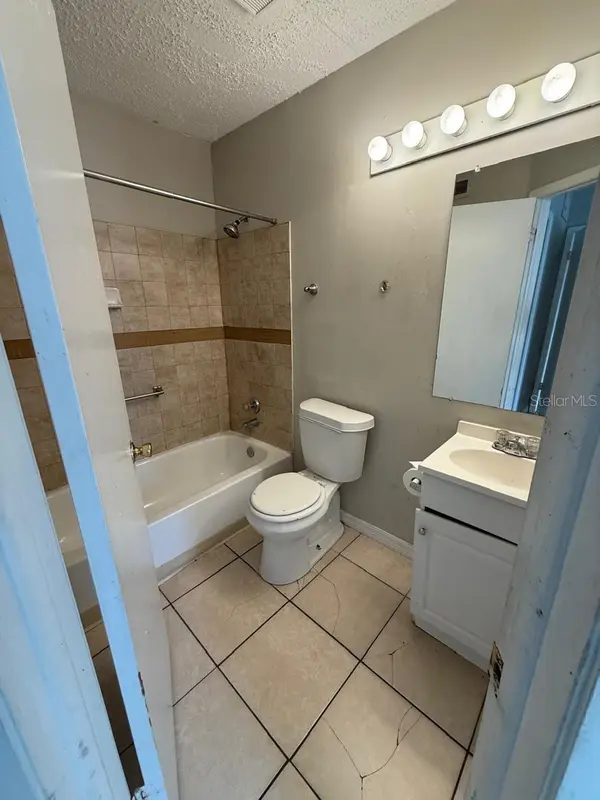 1956 LAKE ATRIUMS CIR #150, Orlando, FL 32839