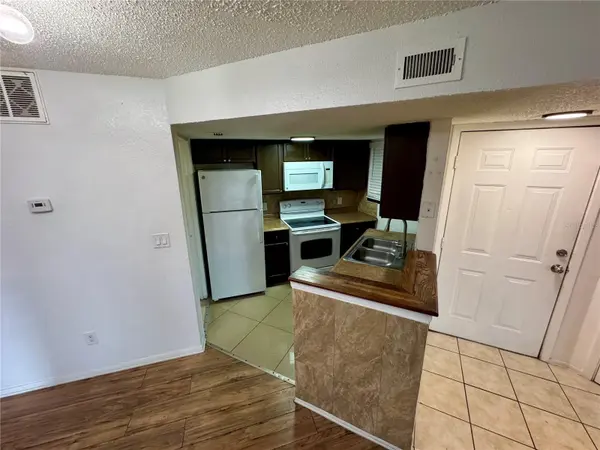 1948 LAKE ATRIUMS CIR #119, Orlando, FL 32839