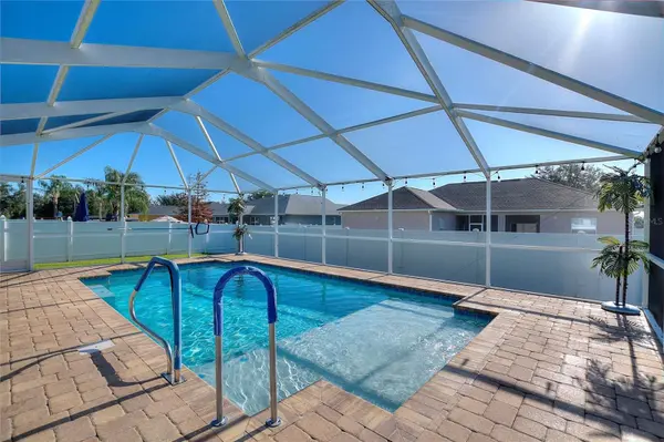 8279 WESTMONT TERRACE DR, Lakeland, FL 33810