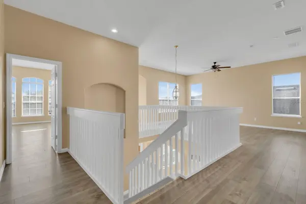 2827 SAND ARBOR CIR, Orlando, FL 32824