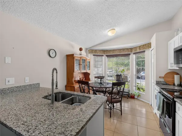 10225 CODY LN, Orlando, FL 32825