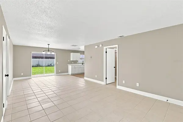 519 FLORAL DR, Kissimmee, FL 34743