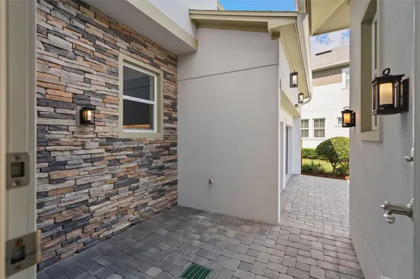 9462 BECKER CT, Orlando, FL 32827
