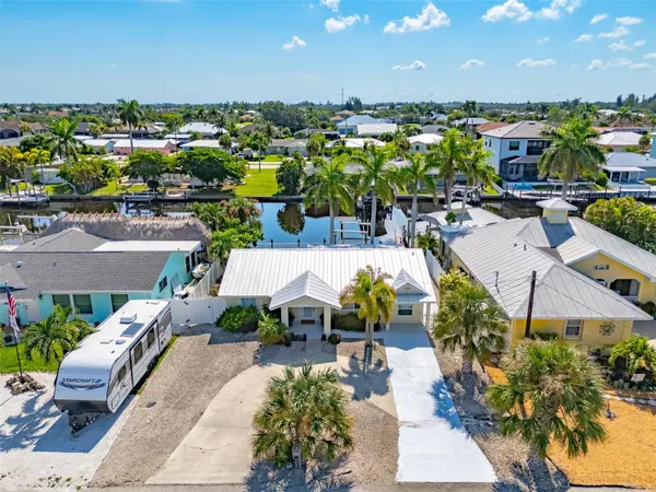 12262 BOAT SHELL DR, Matlacha Isles, FL 33991