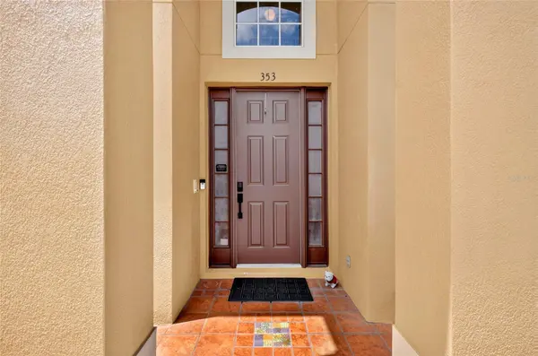 353 LAKE AMBERLEIGH DR, Winter Garden, FL 34787