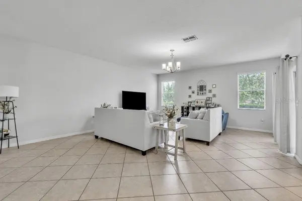 3256 RODRICK CIR, Orlando, FL 32824
