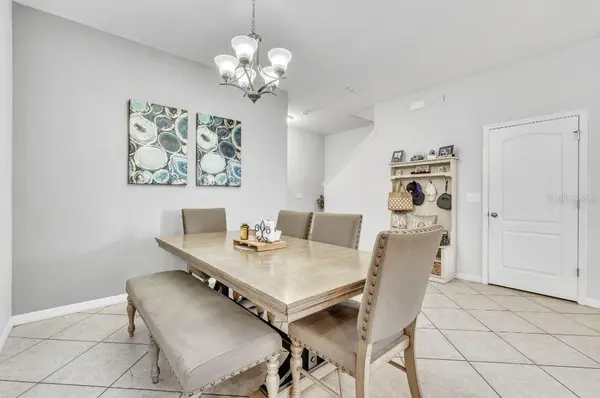 3256 RODRICK CIR, Orlando, FL 32824