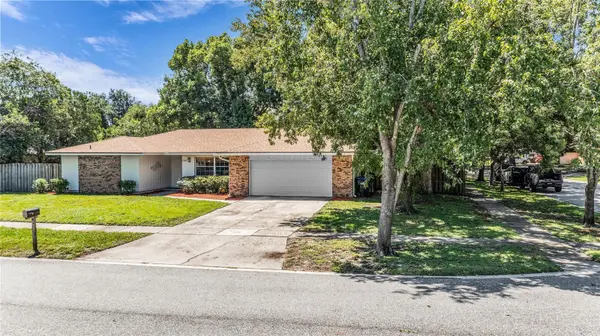 8142 GOLDEN SANDS DR, Orlando, FL 32819