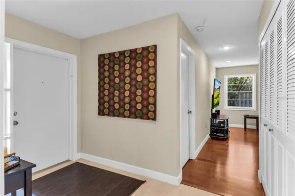 8142 GOLDEN SANDS DR, Orlando, FL 32819