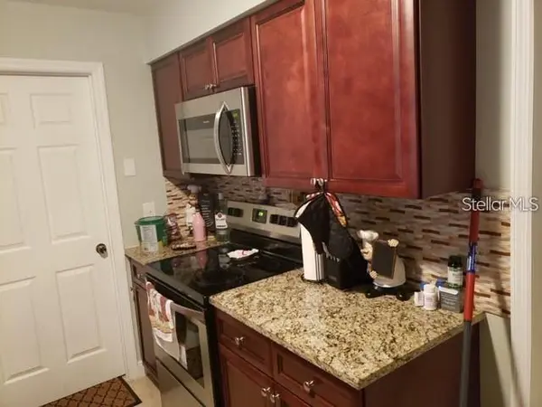 196 REBECCA LN, Auburndale, FL 33823