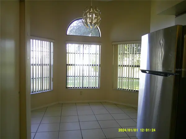 818 VERMONT WOODS LN, Orlando, FL 32824
