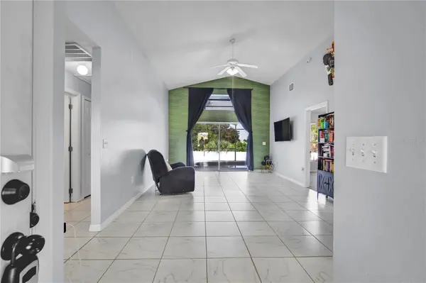324 CASTERTON CIR, Davenport, FL 33897