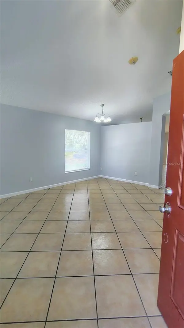 1900 WIREGRAS CT, Orlando, FL 32826