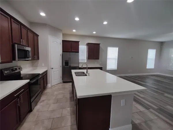 9042 YONATH ST, Orlando, FL 32827