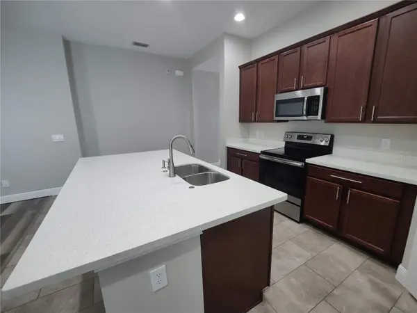 9042 YONATH ST, Orlando, FL 32827