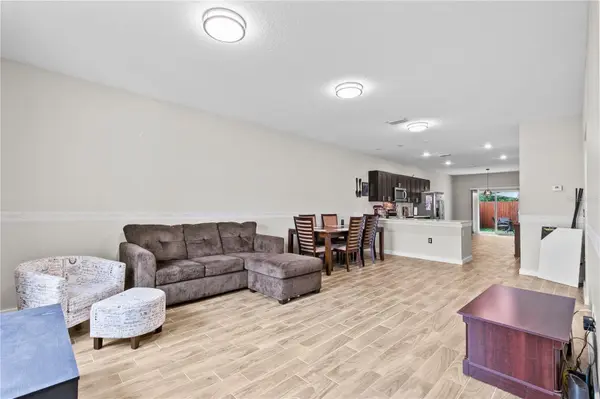 214 W 15TH ST, Apopka, FL 32703