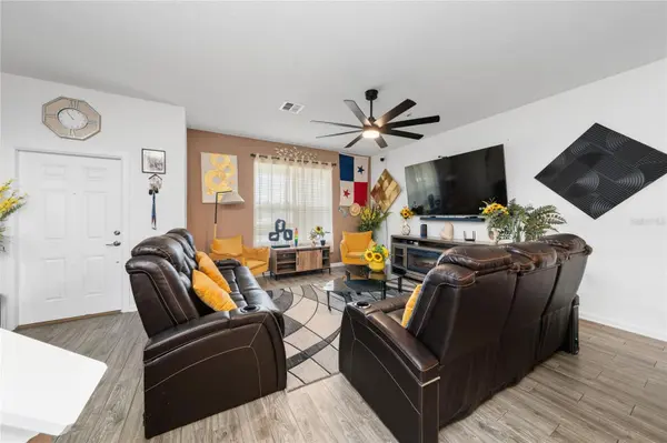 2369 VOLUNTEER AVE, Kissimmee, FL 34744