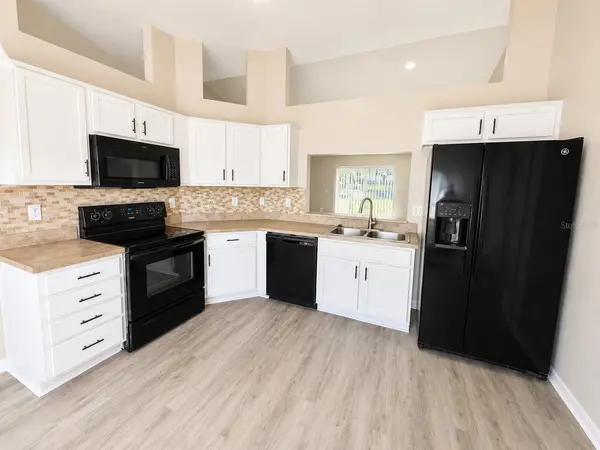 9208 WINCHESTER ESTATES CT, Lakeland, FL 33810