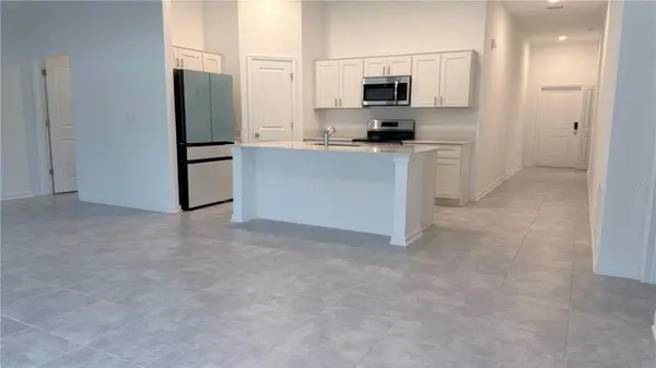 1129 DEEPWATER CIR, Eagle Lake, FL 33839