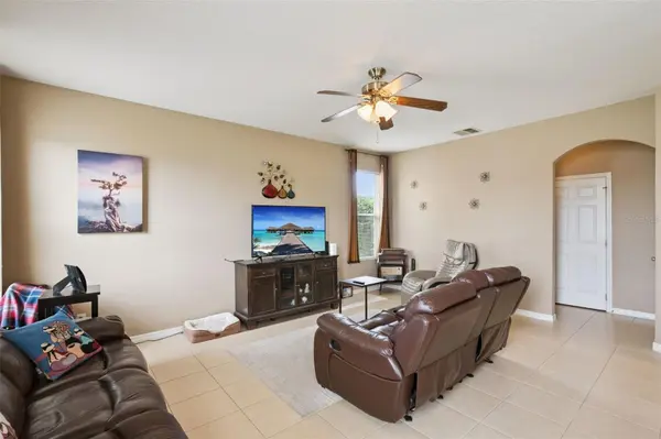 3636 BRISTOL COVE LN, St Cloud, FL 34772