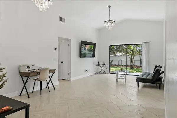 182 PINEWOOD CIR, Kissimmee, FL 34743
