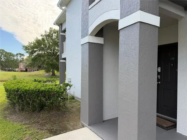 14037 FAIRWAY ISLAND DR #211, Orlando, FL 32837