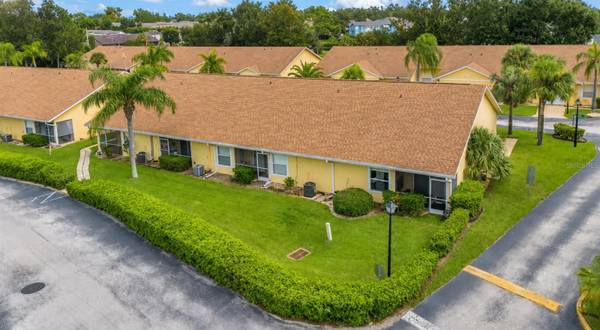 3200 QUEEN PALMS CT, Kissimmee, FL 34747