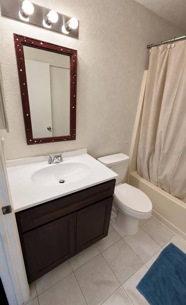 3200 QUEEN PALMS CT, Kissimmee, FL 34747