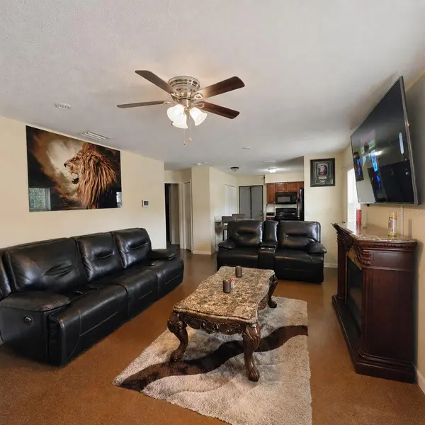 4370 AVENUE Q, Auburndale, FL 33823